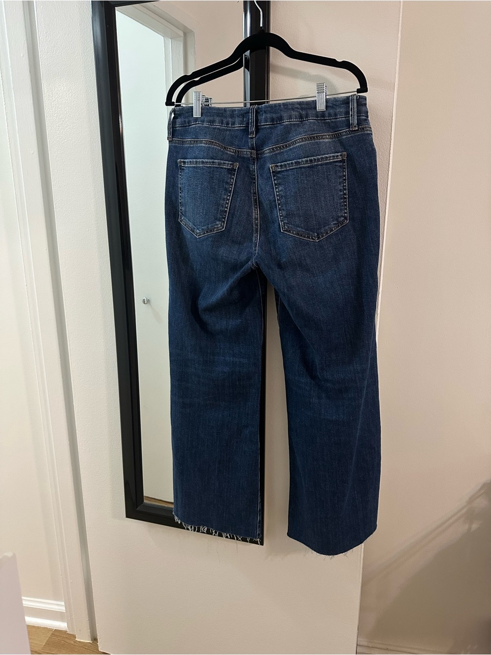 Kut from the Kloth High-Rise Wide-Leg Jeans in Dark Blue Wash - Picture 4 of 5